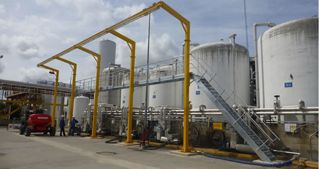 Installation de protection antichute sur un site industriel